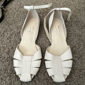 Women's Cream Sandals